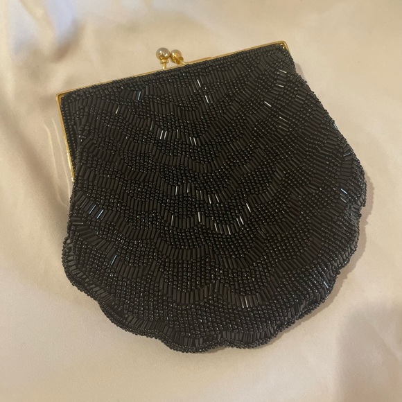 Vintage Art Deco Beaded Seashell Clutch 80s/90s - Picture 6 of 7